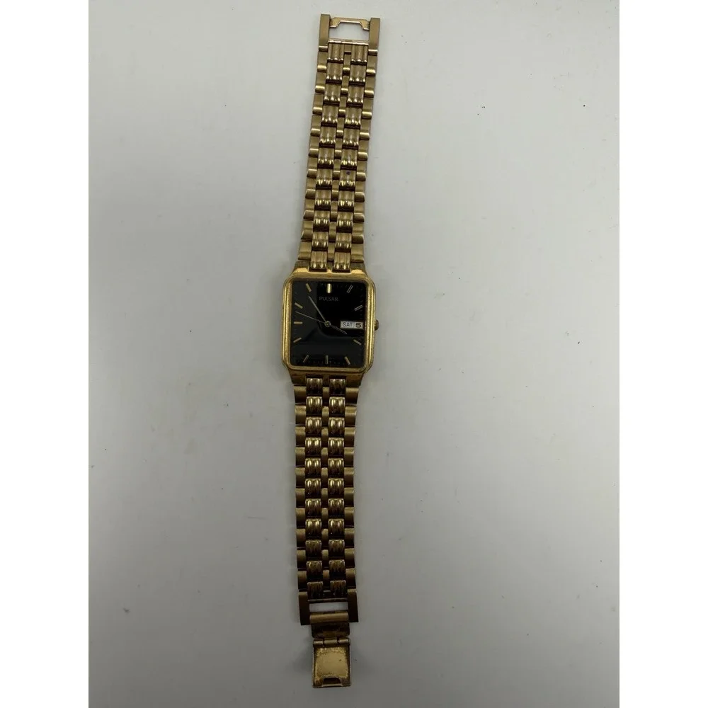 Pulsar V733-5000 New Battery Mens Tank Watch 28MM 7